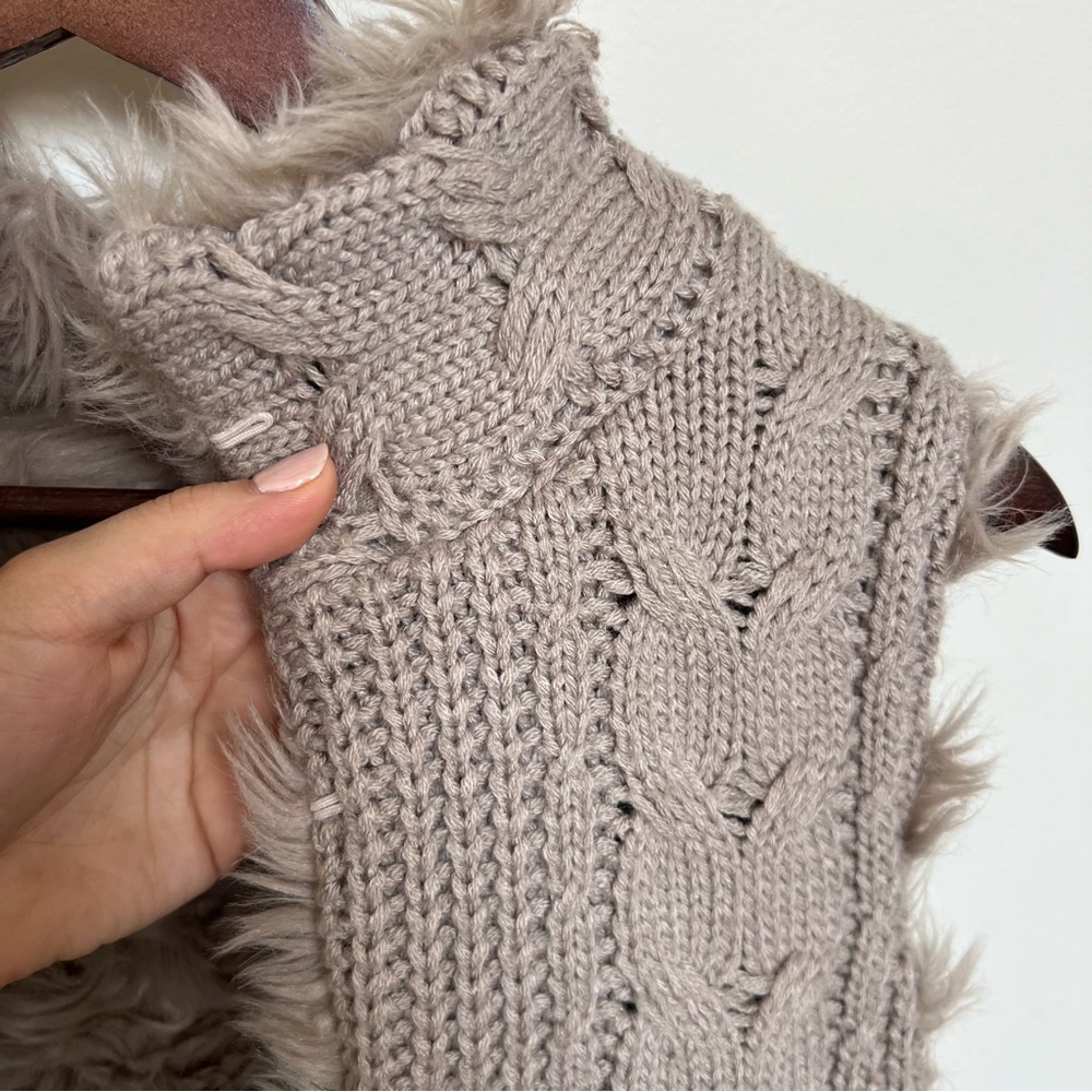 Reversible Fur Vest - Picture 7 of 12